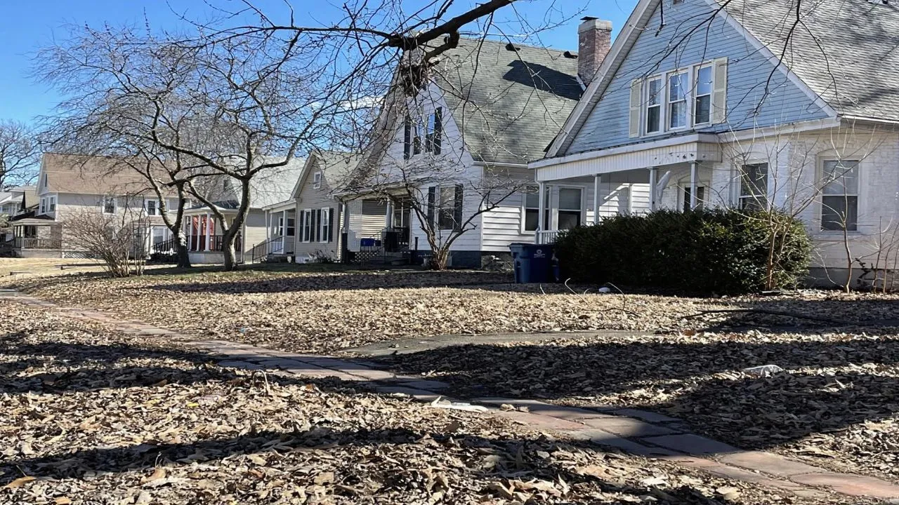 Residential suburban home in Illinois showcasing state housing assistance programs